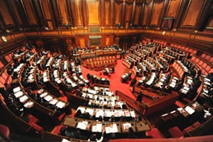 In attesa di risposta. Dieci anni di interrogazioni e interpellanze in Senato: indagine su 28 mila atti di controllo parlamentare